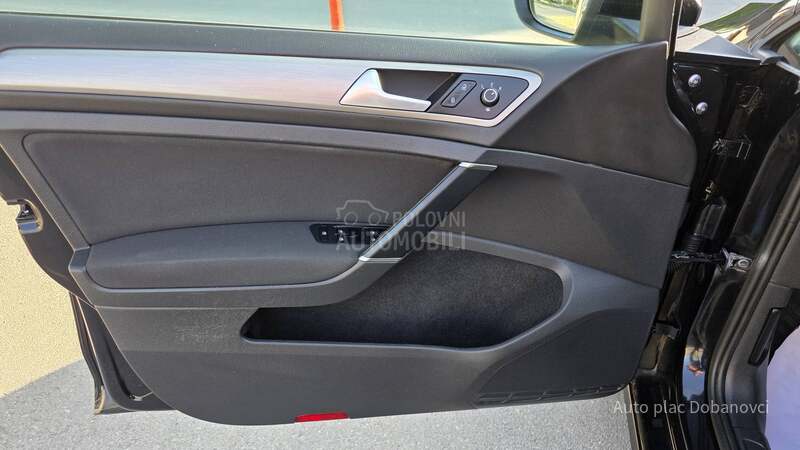 Volkswagen Golf 7 1.4 TGI DSG