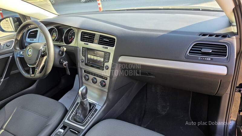 Volkswagen Golf 7 1.4 TGI DSG