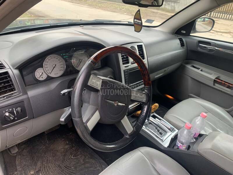 Chrysler 300C crd