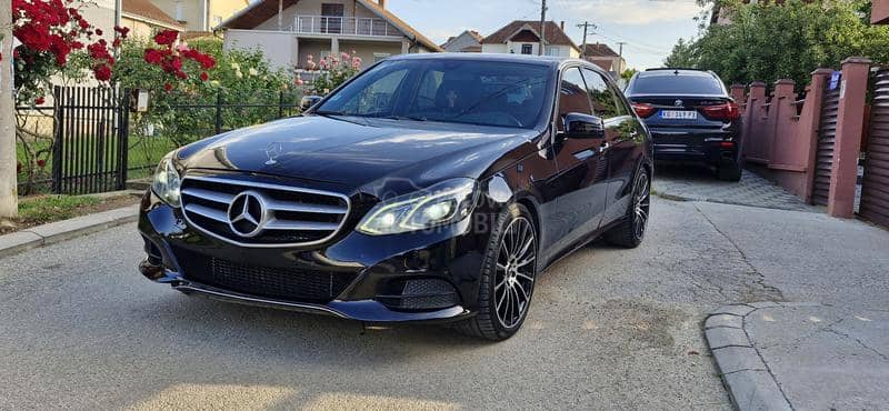 Mercedes Benz E 300 