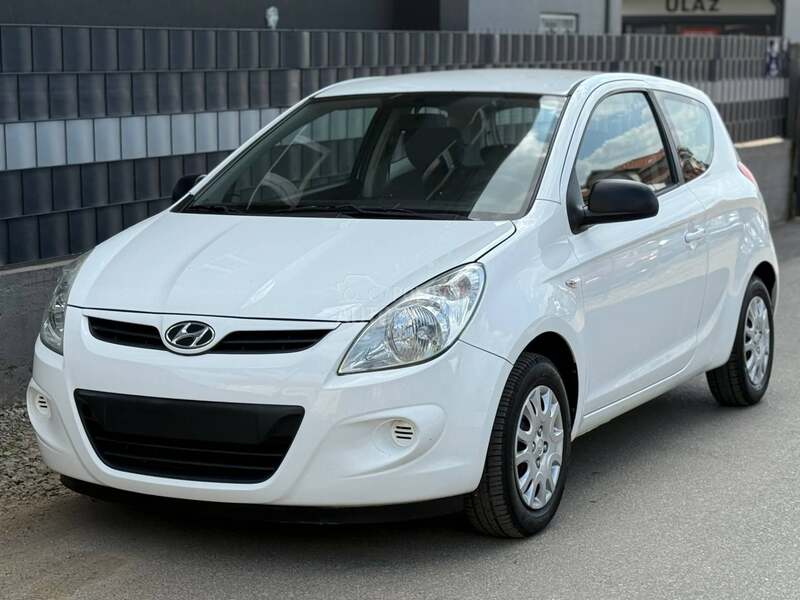 Hyundai i20 1.4 ŠVAJCARSKA