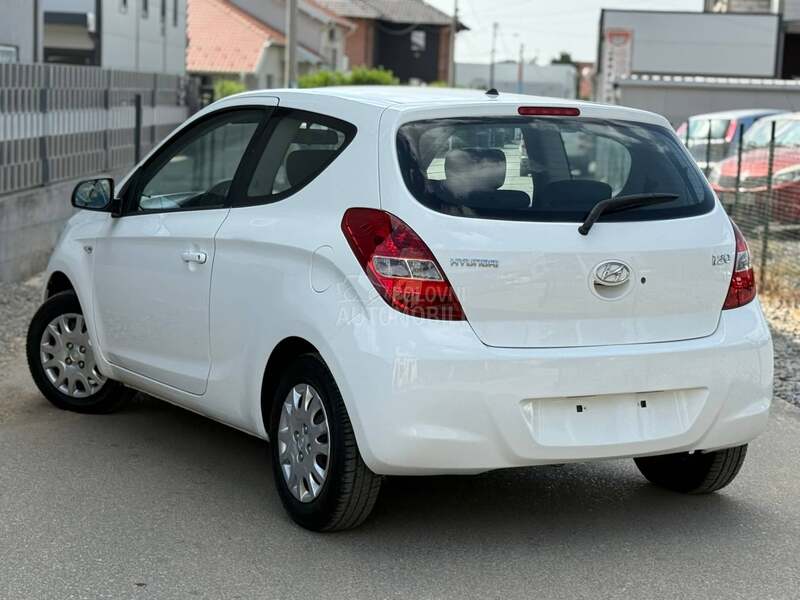 Hyundai i20 1.4 ŠVAJCARSKA