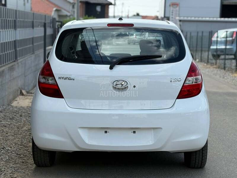 Hyundai i20 1.4 ŠVAJCARSKA