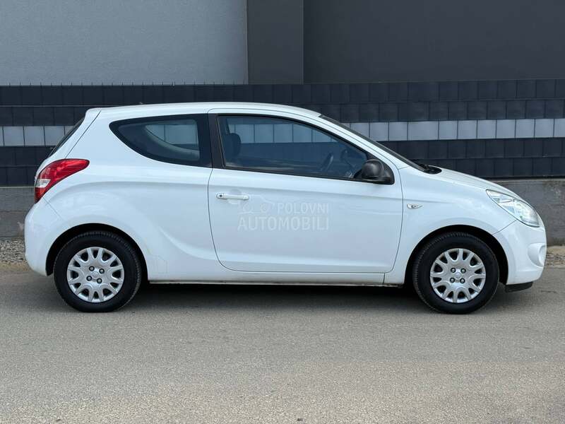 Hyundai i20 1.4 ŠVAJCARSKA