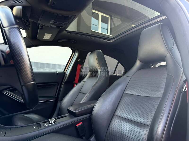 Mercedes Benz A 250 AMG SPORT PANO AUT
