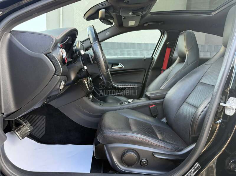 Mercedes Benz A 250 AMG SPORT PANO AUT