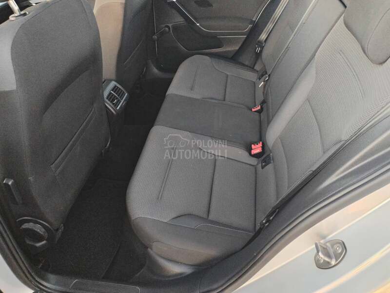 Volkswagen Golf 7 1.6 TDI DSG