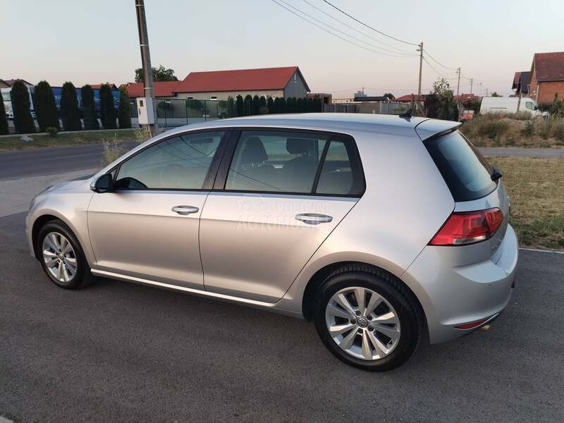 Volkswagen Golf 7 1.6 TDI DSG