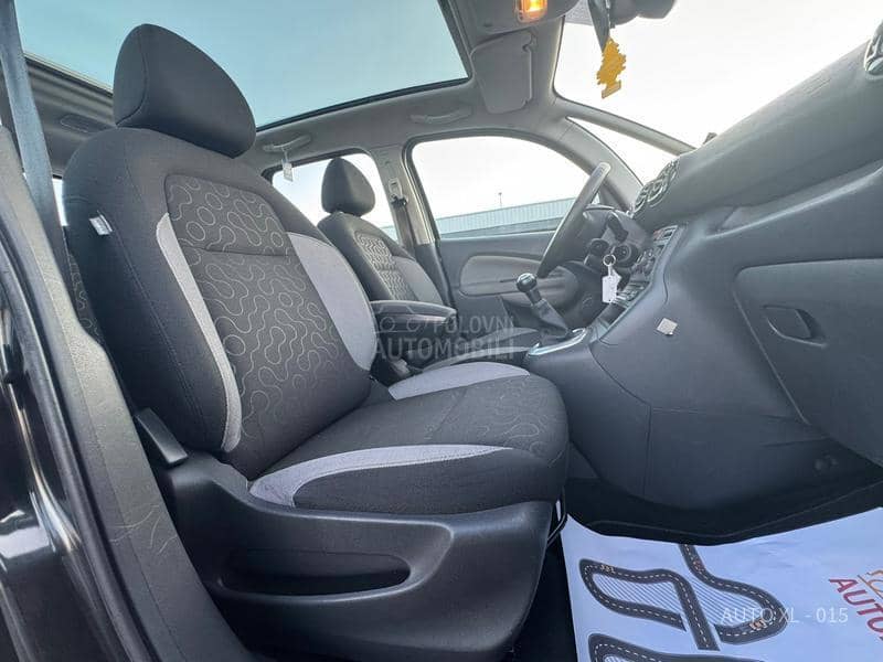 Citroen C3 Picasso 1.6 E HDI // PANO