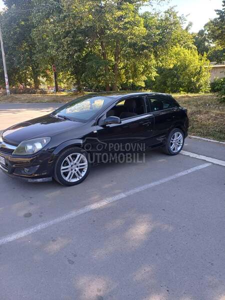 Opel Astra H 1.7 GTC