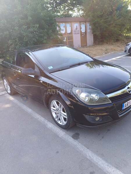 Opel Astra H 1.7 GTC