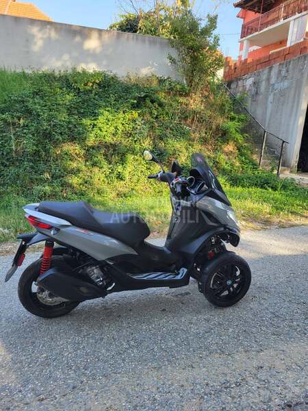 Piaggio mp3 300 hpe