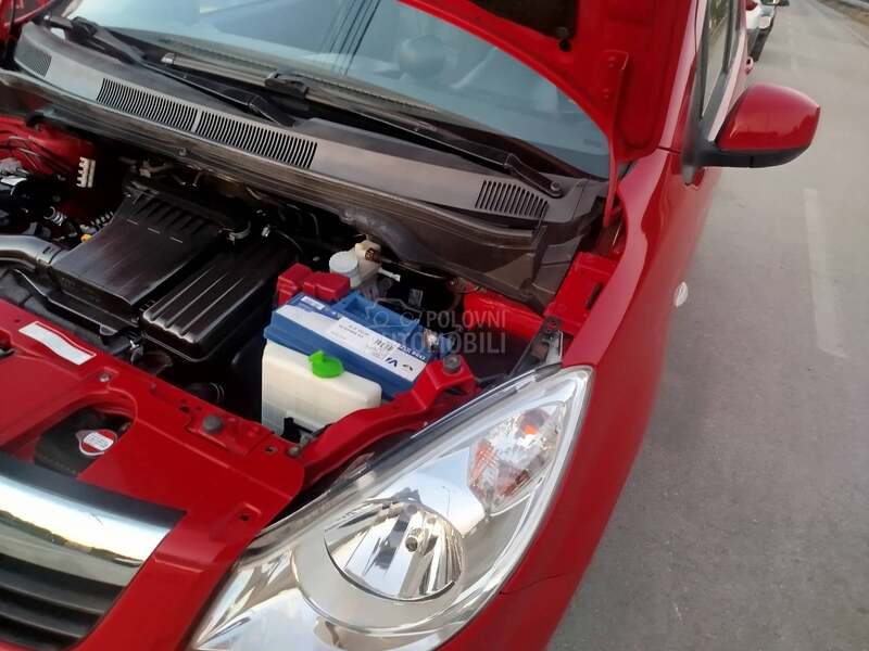 Opel Agila 1.0i  u.v.o.z  C H