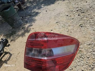 Stop svetlo W164 za Mercedes Benz ML 280, ML 300, ML 320 ... od 2005. do 2010. god.