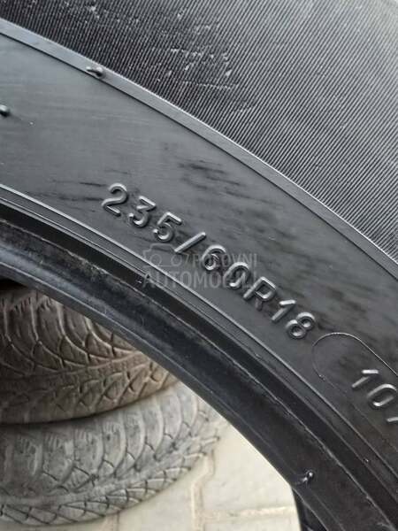BFGoodrich 235/60 R18 Zimska