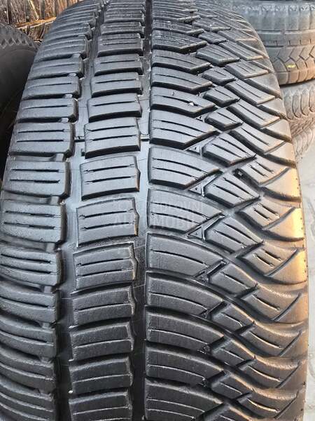 BFGoodrich 235/60 R18 Zimska