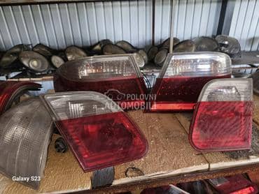 W210 Stop svetla limuzina za Mercedes Benz E 200, E 220, E 230 ... od 1996. do 2001. god.