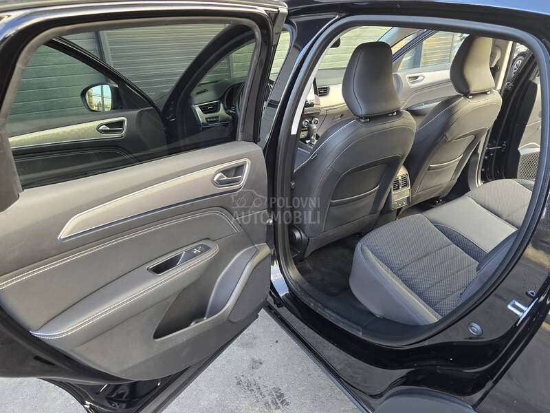 Renault Arkana 1.6b INTENSE