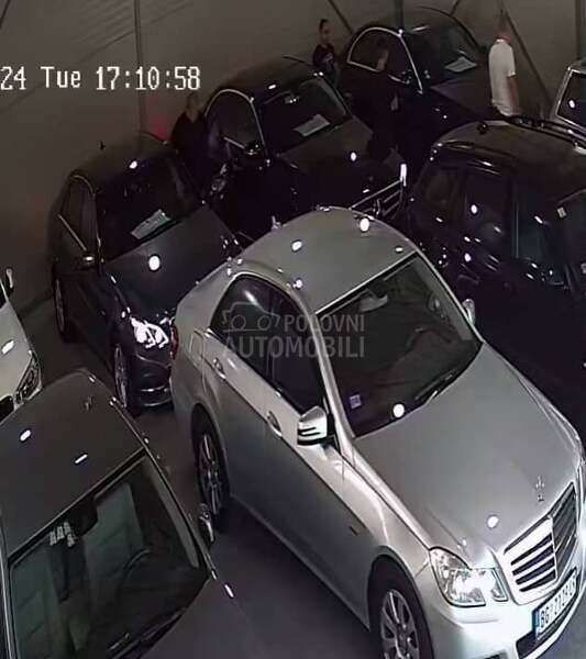 Mercedes Benz E 220 avang7g zame