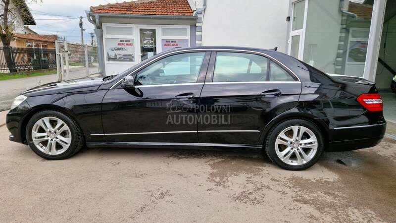 Mercedes Benz E 220 avang7g zame