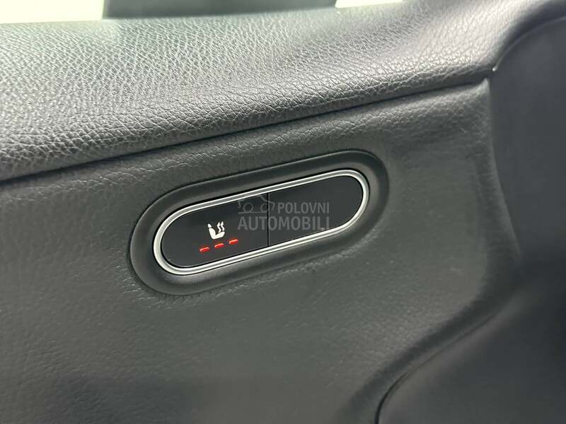 Mercedes Benz A 180 SPORT AUT