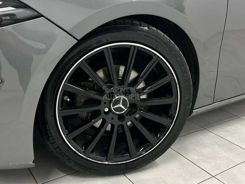 Mercedes Benz A 180 SPORT AUT