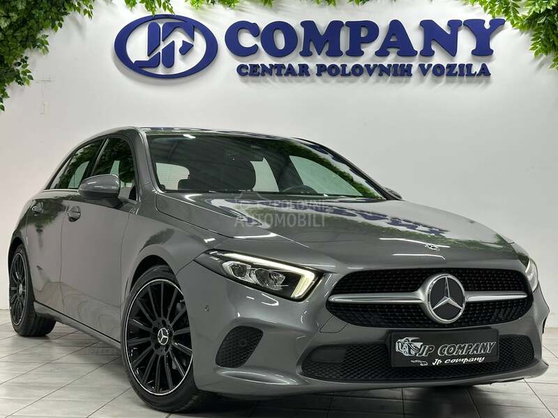 Mercedes Benz A 180 SPORT AUT