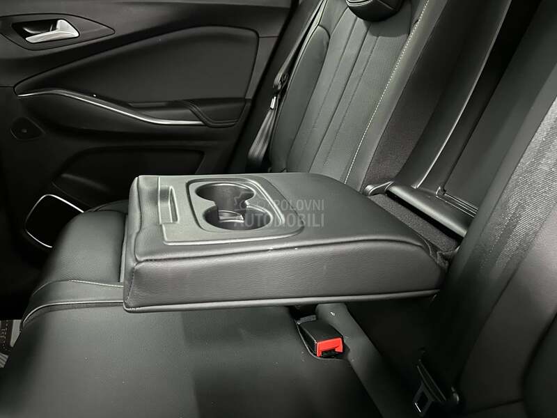 Opel Grandland X 1.2 INNOVATION
