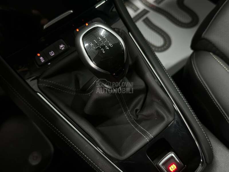 Opel Grandland X 1.2 INNOVATION