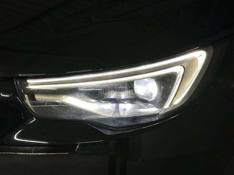 Opel Grandland X 1.2 INNOVATION