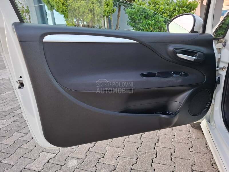 Fiat EVO 1.4 8V TNG