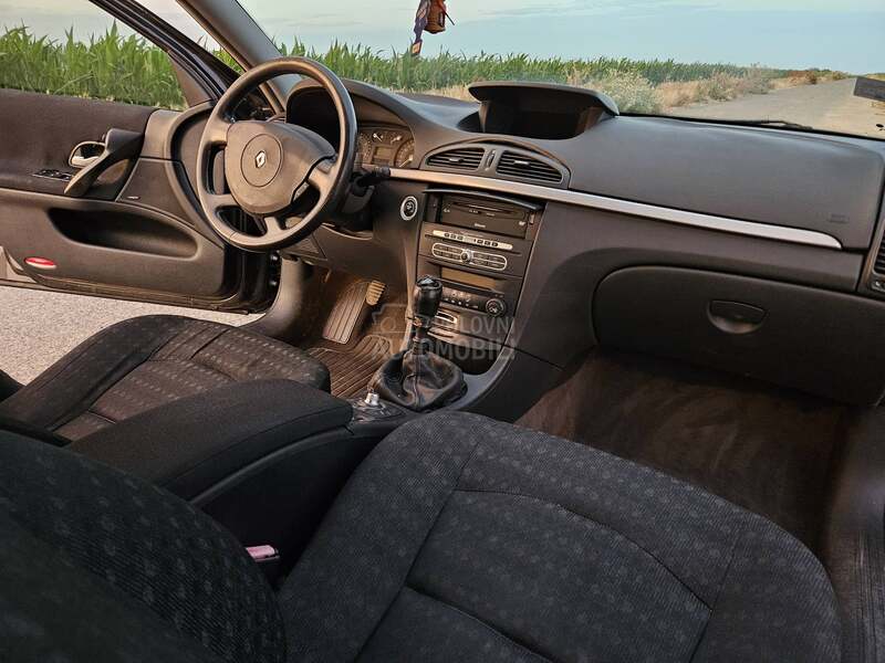 Renault Laguna 