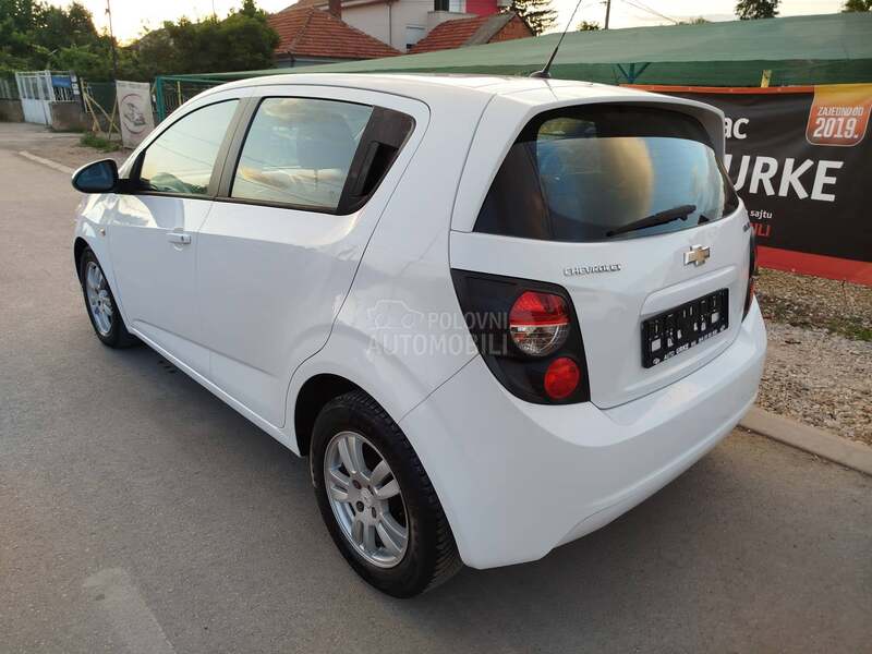 Chevrolet Aveo 1.4i  u.v.o.z  C H
