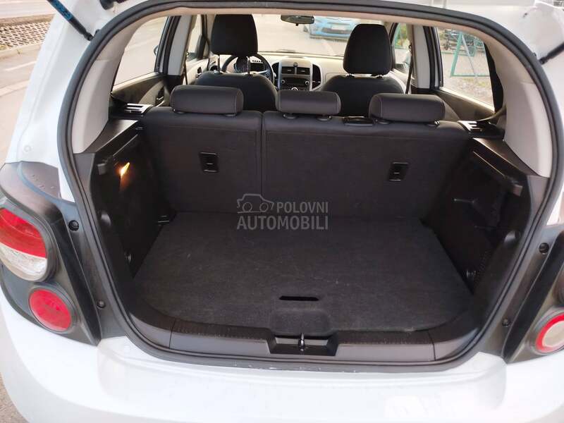 Chevrolet Aveo 1.4i  u.v.o.z  C H