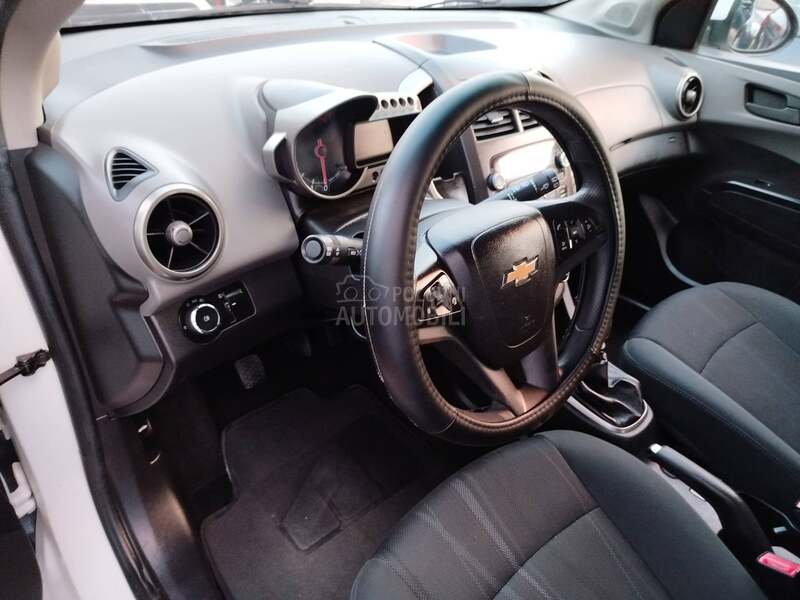 Chevrolet Aveo 1.4i  u.v.o.z  C H