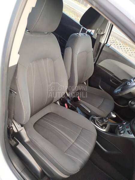 Chevrolet Aveo 1.4i  u.v.o.z  C H