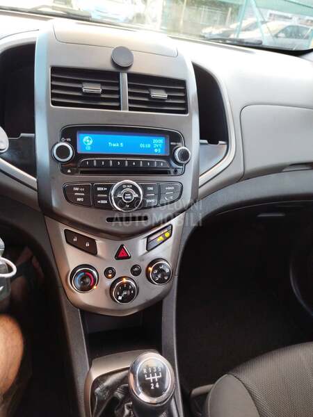 Chevrolet Aveo 1.4i  u.v.o.z  C H