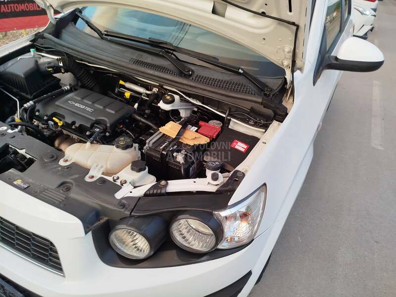 Chevrolet Aveo 1.4i  u.v.o.z  C H