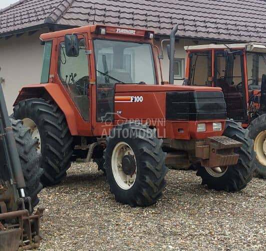 New Holland Masey ferguson 2440