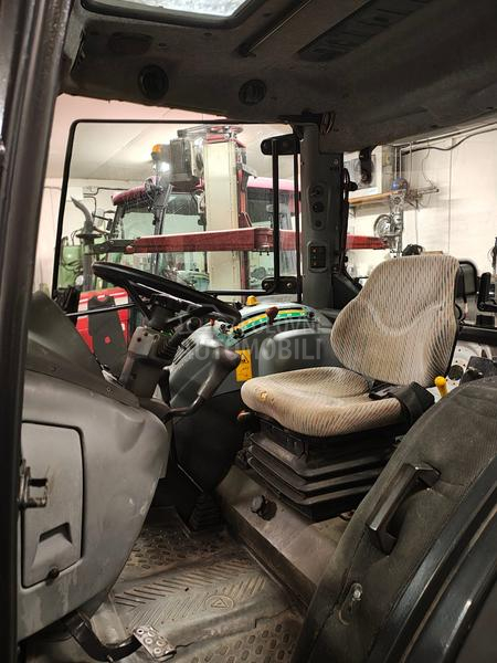 New Holland Masey ferguson 2440