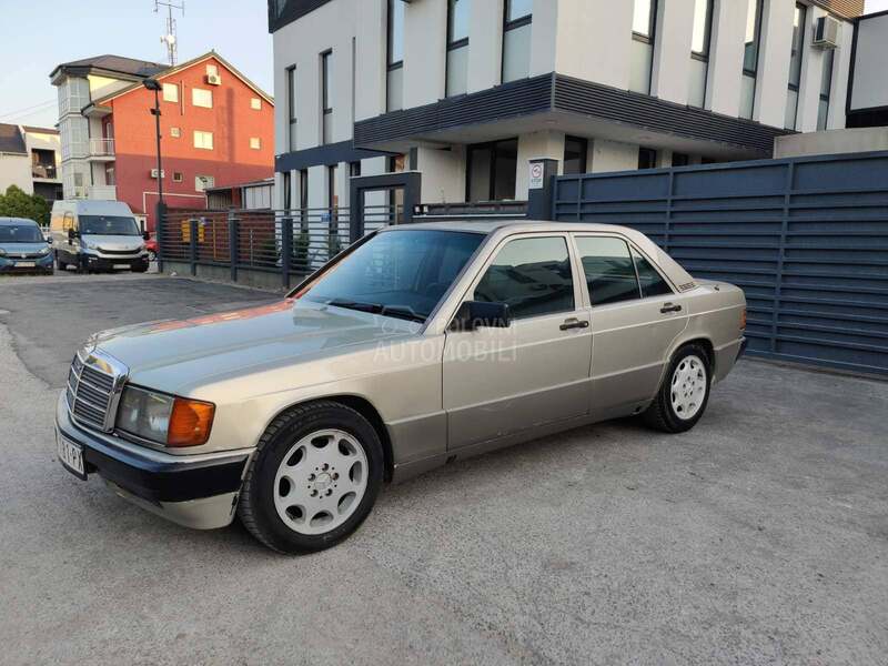 Mercedes Benz 190 