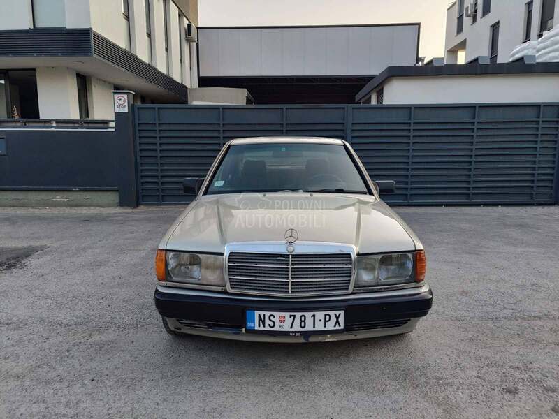 Mercedes Benz 190 
