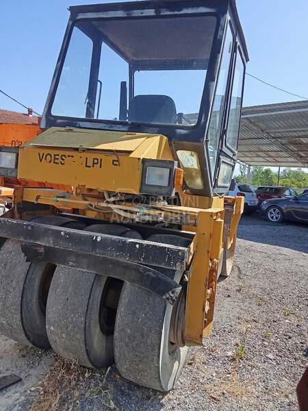 Hamm 2210 Drum roller
