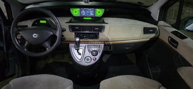 Lancia Phedra 2.0 hdi auttomatik