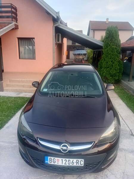 Opel Astra J 1.4