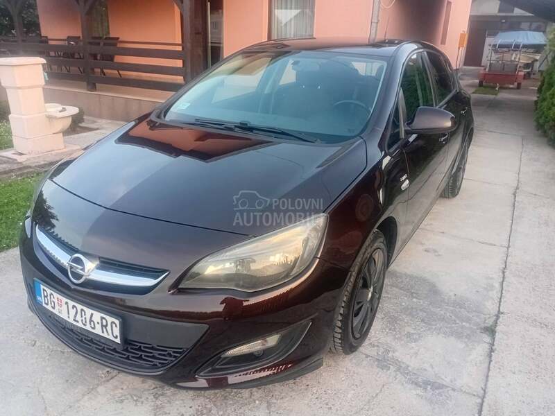 Opel Astra J 1.4