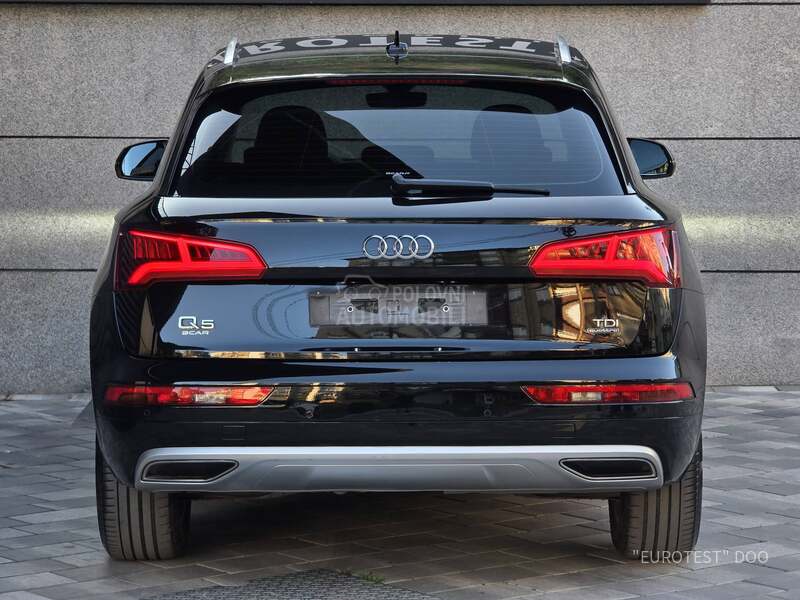 Audi Q5 quattro/S-tronic