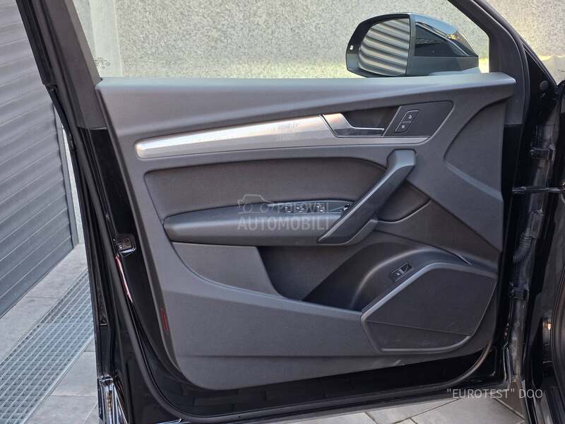 Audi Q5 quattro/S-tronic