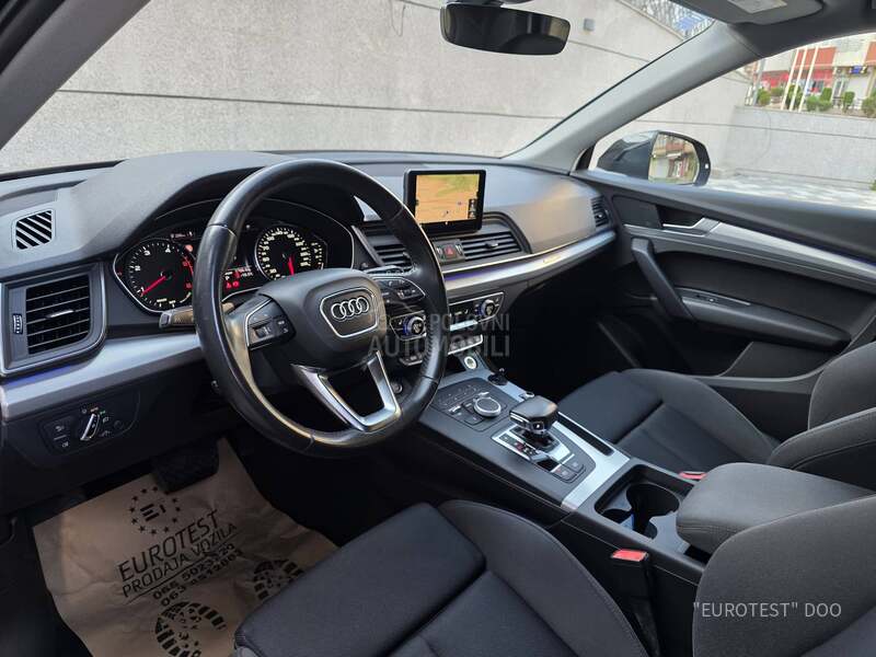 Audi Q5 quattro/S-tronic