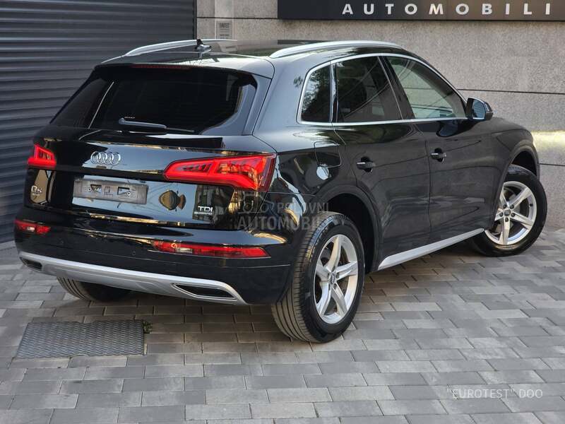 Audi Q5 quattro/S-tronic